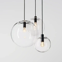 Northern Modern 1 Light Globe Clear Pendant Lamp with Hand-blown Glass Shade for Kitchen Restaurant Bar