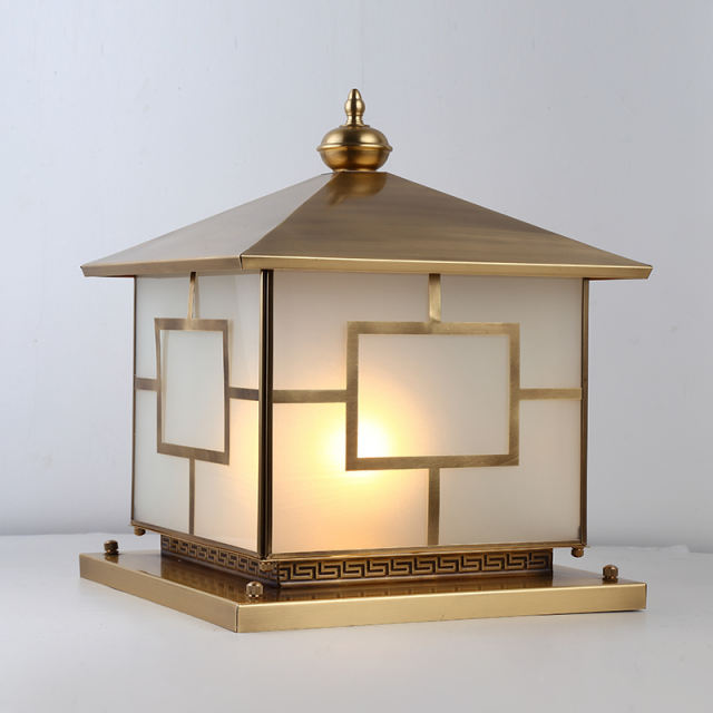 Mid-century Vintage Decoration Light House Shape Table Lamp Glass Shade Night Light for Bedroom Bedside