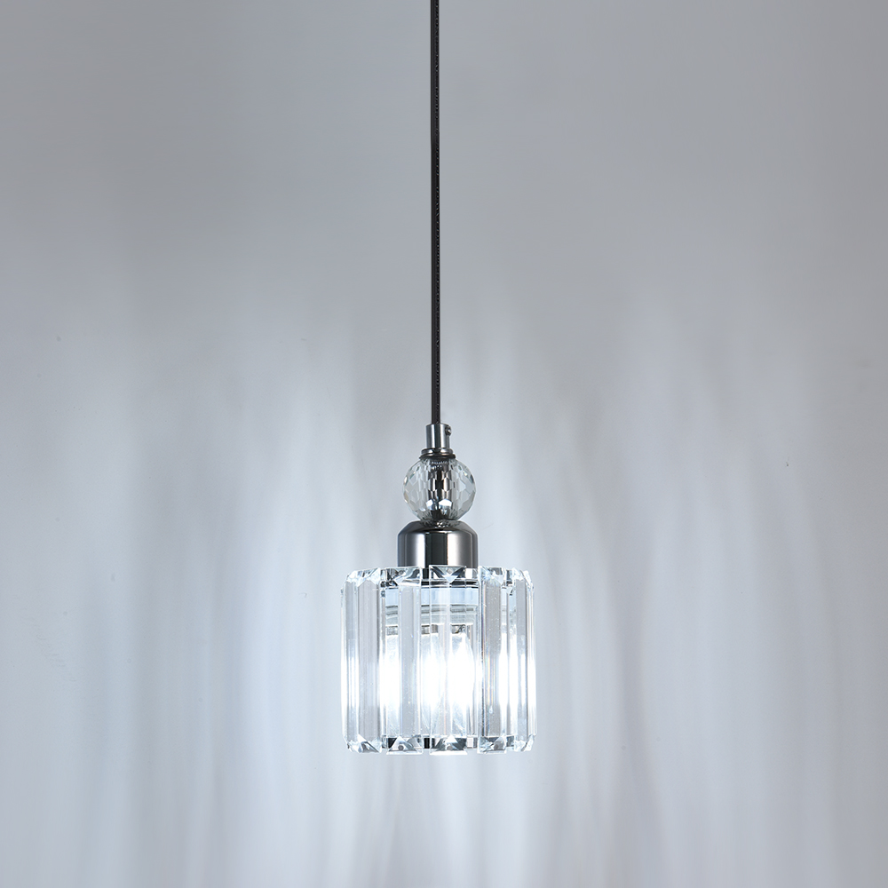 Glam Modern Crystal Pendant Lighting Single Light for Kitchen Island Dining Room Bedroom Bar in Chrome Finish