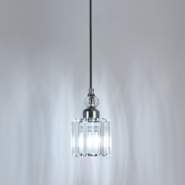 Glam Modern Crystal Pendant Lighting Single Light for Kitchen Island Dining Room Bedroom Bar in Chrome Finish