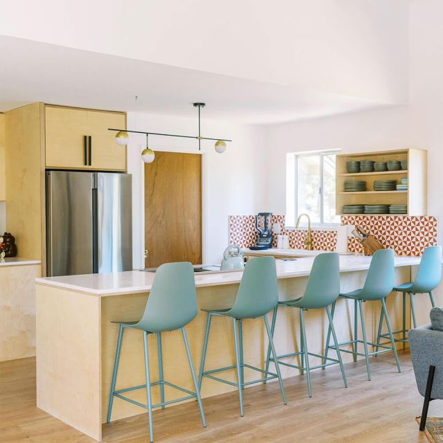 Mid-Century Modern 3 Light Linear Ceiling Pendant Light in Black and Brass with Glass Globes for Dining Room Kitchen Island Restaurant