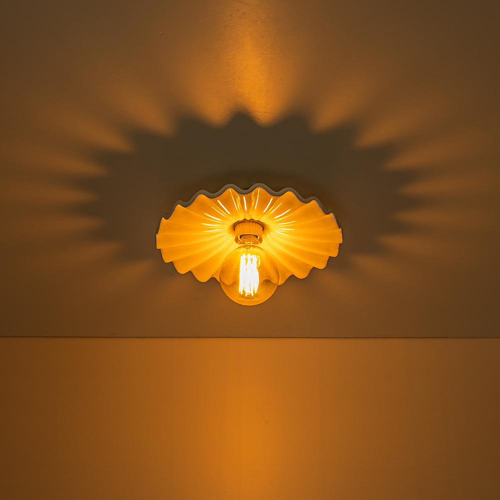 Glossy Modern Ruffled Pleated Semi-Flush Mount Scalloped Ceramic Ceiling Light for Dining Room Bedside Kitchen
