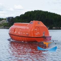 Totally Enclosed Lifeboat for 25 to 150 Persons