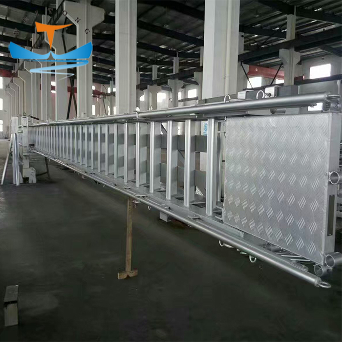 CCS/ABS Certificate Marine Aluminum Accommodation Ladder For Ship