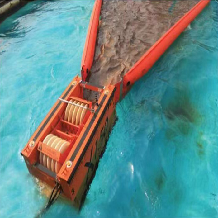 Vessel Opportunity Skimming System