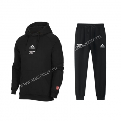 2021-22 Arsenal Black  Tracksuit Uniform