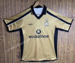 01-02  Retro Version Manchester United Golden Thailand Soccer Jersey AAA-SL