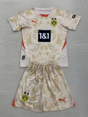 2024-25 Borussia Dortumund Goalkeeper Light Yellow Soccer Uniform-AY