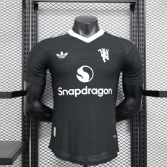 Player version 2024-2025 Manchester United Goalkeeper Black Thailand Soccer Jersey AAA