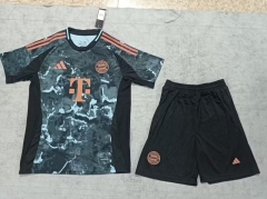 2024-25 Bayern München Away Green&Black  Soccer Uniform-718