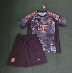 2024-25 Correct version Bayern München Away Green&Black  Soccer Uniform-3454