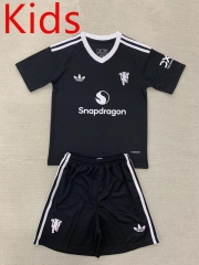 2024-25 Manchester United Goalkeeper Black Kids/Youth Soccer Uniform-AY
