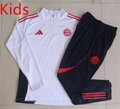 2025-26 Bayern München White Kids/Youth Soccer Jacket Uniform-815