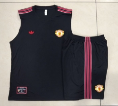 2025-26 Manchester United Black Short-Sleeve Thailand Soccer Tracksuit-815