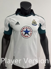 Player Retro Version2002 Newcastle United Home White Thailand Soccer Jersey AAA-0871