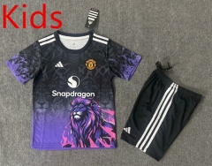 2025-26 Lion Special Edition Manchester United Black Kids/Youth Soccer Uniform-6748