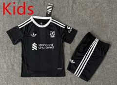 25-26 Liverpool Goalkeeper Black Kids/Youth Soccer Uniform-6748
