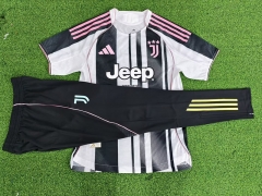 Player Version 2025-26 Juventus Home Black&White Short-Sleeve Thailand Soccer Tracksuit-9926