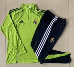 Retro Version 2025-26 Real Madrid Green Thailand Soccer Tracksuit-815