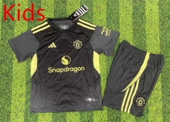2025-26 Manchester United Black&Grey Training Kids/Youth Soccer Uniform-1947