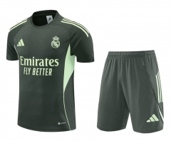 2025-2026 Real Madrid  Green Thailand Soccer Uniform-4627
