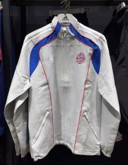 Retro version Bayern Grey Hem Single-sided Embroidered Thailand Soccer Trench Coat-8268
