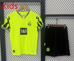 2025-26 Borussia Dortmund Special Edition Green Kids/Youth Soccer Unifrom-8037
