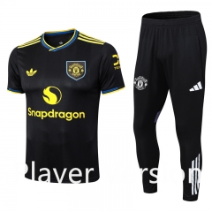 Player Version 2025-26 Manchester United Black Short-Sleeve Thailand Soccer Tracksuit-9926