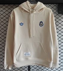 (S-3XL) Retro Small Embroidery Style Real Madrid Beige Thailand Tracksuit With Hat-CS