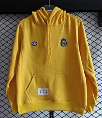 (S-3XL) Retro Small Embroidery Style Real Madrid Yellow Thailand Tracksuit With Hat-CS