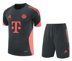 2025-26 Bayern München Black Thailand Soccer Training Uniform-418