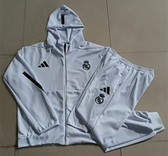 2025-2026 Real Madrid White Soccer Jacket Uniform With Hat-815