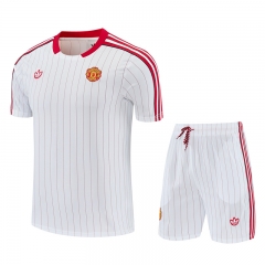 26-27 Retro Manchester United White&Red Thailand Soccer Uniform AAA-418