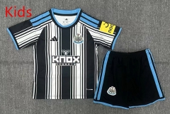 26-27 Newcastle United Home Black&White  Kids/Youth Soccer Uniform(with front sponsor)-6149