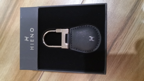 BLACK COLOR LEATHER ROUND KEYRING WITH BUCKLE, IT'S LEFTOVER FROM EXPORT BULK ORDER