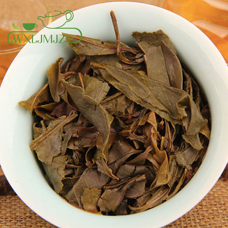 Листья чая китайского. Китайский чай Юньнань. Юньнань Китай чай. Чай Юньнань зеленый. Сырье чая.