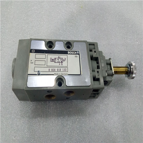 BOSCH REXROTH VALVE 0820018133