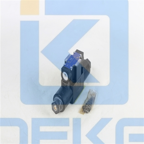 YUKEN SOLENOID VALVE  DSG-01-3C40-D24-70