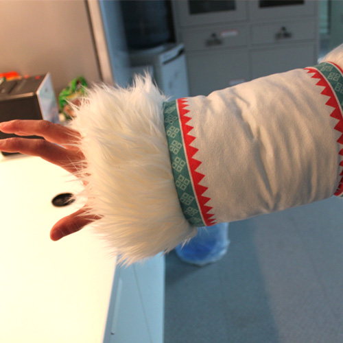 Monster Hunter Lagombi Warm Gloves Muff