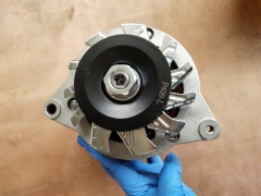 XT740 Skid steel loader Spare Parts Alternator / Alternador