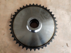 XT740 Skid steel loader Spare Parts Output large sprocket /Piñón grande de salida