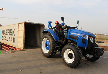 90HP 4WD JSGOLDEN Agricultural Tractors 6 Units Exported to South America by 3 Containers