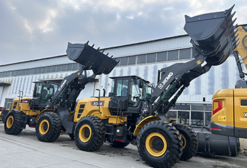 XCMG XC958 Loader Disassembly & Preparation for Delivery to Customer