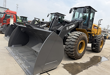 2 Units XCMG XC968 Wheel Loaders Completed Overseas Shipment
