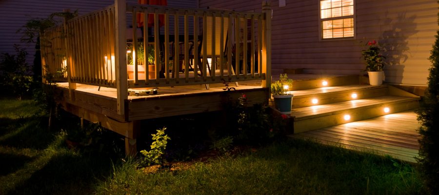 Battery deals decking lights