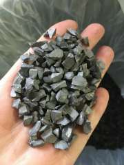 Crushed tungsten carbide grain