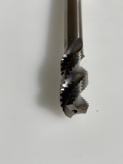 HSS Taps Tip Tap M42 Co5 JIS M35 TIN Coated Screw Tap