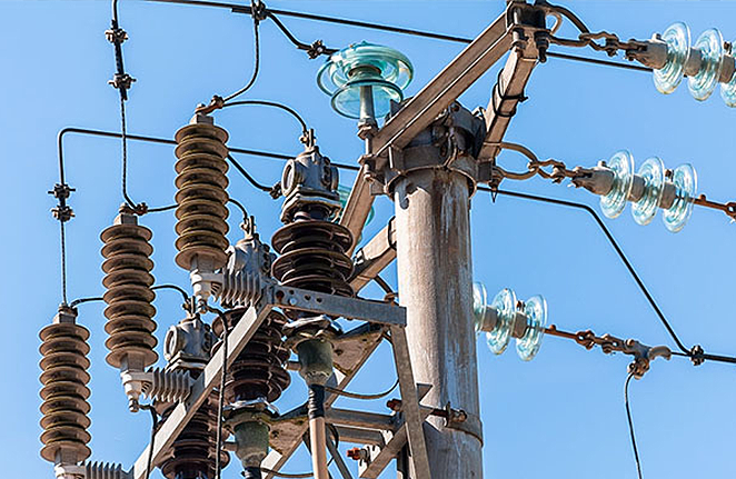 What Are The Types Of Insulators Used In Transmission (overhead) Lines