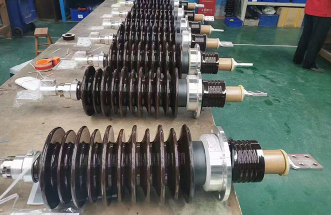 Overcoming Environmental Challenges with Robust Transformer Bushings