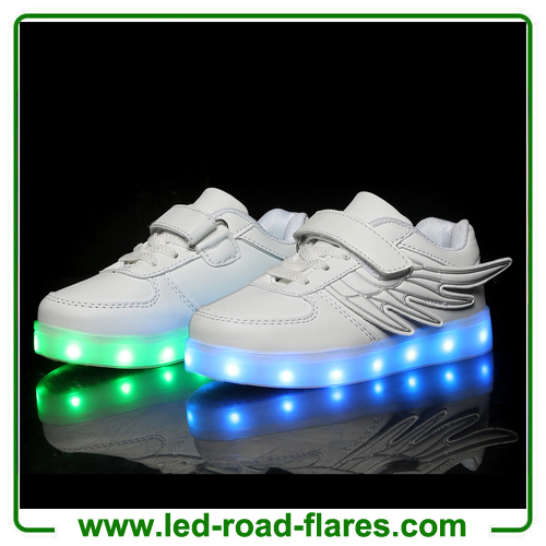 China Led Flashing Blinking Glowing Led Lights Up Shoes Kids With Angel Wings Suppliers,Factory and Manufacturers